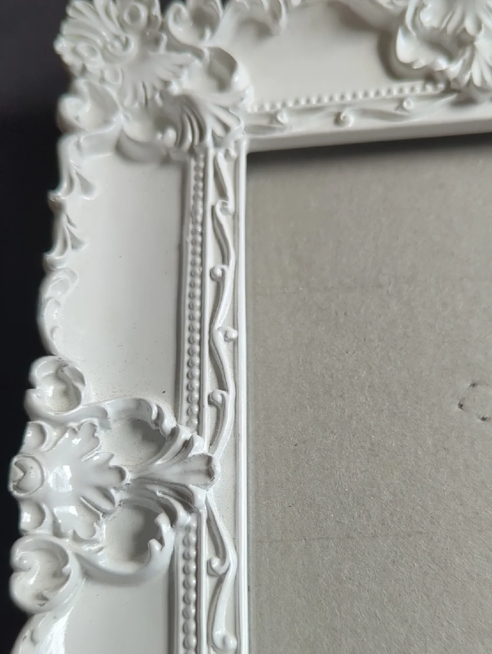 White Ornate Baroque Style Decorative 5 X 7 Photo Picture Frame Table Sitter